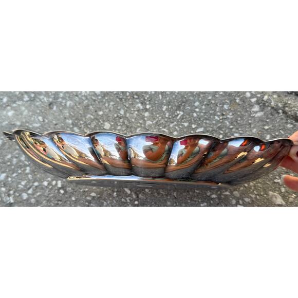 Reed & Barton Holiday Silver Plated Scalloped Oval Serving Tray 11.5" - Picture 5 of 8